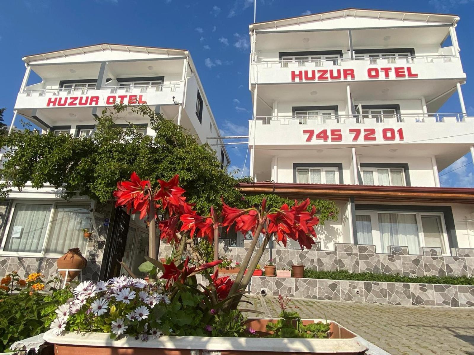Huzur Hotel Siğacık Exterior foto