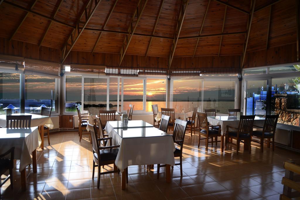 Huzur Hotel Siğacık Exterior foto